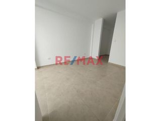 Foto 3 de Venta De Departamento De Estreno Con Ascensor En Segundo Piso//ID: 1143893