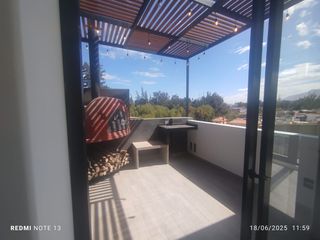 Foto 2 de VENDO HERMOSO PENTHOUSE EN SELVA ALEGRE ACABADOS DE PRIMERA 370M2 MAS AIRES
