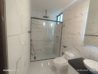 Foto 3 de VENDO HERMOSO PENTHOUSE EN SELVA ALEGRE ACABADOS DE PRIMERA 370M2 MAS AIRES