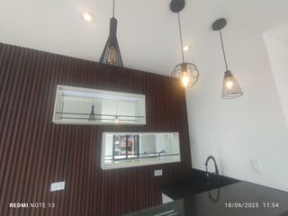 Foto 8 de VENDO HERMOSO PENTHOUSE EN SELVA ALEGRE ACABADOS DE PRIMERA 370M2 MAS AIRES