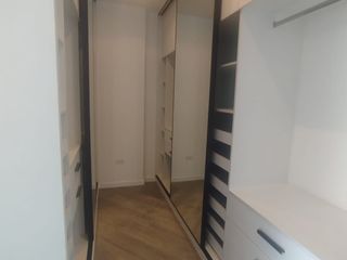 Foto 14 de VENDO HERMOSO PENTHOUSE EN SELVA ALEGRE ACABADOS DE PRIMERA 370M2 MAS AIRES