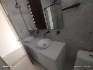 Foto 15 de VENDO HERMOSO PENTHOUSE EN SELVA ALEGRE ACABADOS DE PRIMERA 370M2 MAS AIRES