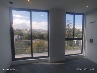 Foto 16 de VENDO HERMOSO PENTHOUSE EN SELVA ALEGRE ACABADOS DE PRIMERA 370M2 MAS AIRES