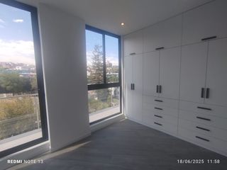 Foto 17 de VENDO HERMOSO PENTHOUSE EN SELVA ALEGRE ACABADOS DE PRIMERA 370M2 MAS AIRES