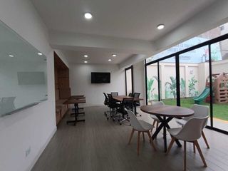 Foto 2 de Alquiler - Departamento En Pueblo