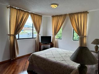 Foto 9 de Venta Casa 650 m² Conocoto