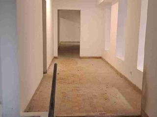 Foto 6 de Amplio local comercial en  alquiler en Miraflores