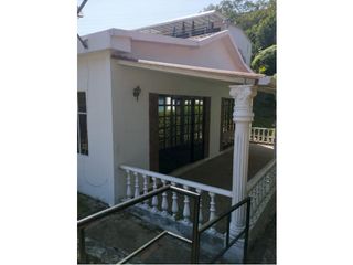 Foto 6 de VENTA CASA CAMPESTRE CONJUNTO CERRADO SECTOR RESACAS EN MELGAR - E.C