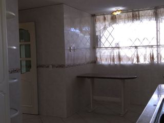 Foto 10 de RENTA CASA 3 NIVELES, SECTOR SANTA LUCIA, CALLE DE LOS CIPRESES, NORTE DE QUITO