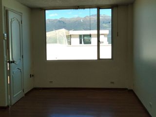 Foto 20 de RENTA CASA 3 NIVELES, SECTOR SANTA LUCIA, CALLE DE LOS CIPRESES, NORTE DE QUITO