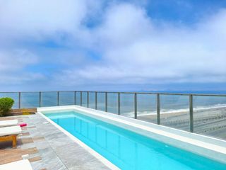 Foto 18 de ¡ALQUILER MINIDEPARTAMENTO CON VISTA LATERAL AL MAR EN COSTANERA!