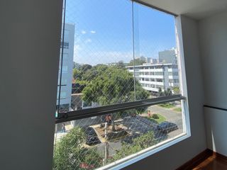 Foto 1 de LINDO DEPARTAMENTO EN ZONA DE PARQUES, MIRAFLORES, LÍMITE CON SAN ISIDRO.