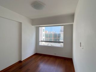 Foto 3 de LINDO DEPARTAMENTO EN ZONA DE PARQUES, MIRAFLORES, LÍMITE CON SAN ISIDRO.
