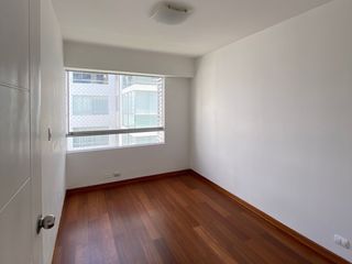 Foto 4 de LINDO DEPARTAMENTO EN ZONA DE PARQUES, MIRAFLORES, LÍMITE CON SAN ISIDRO.