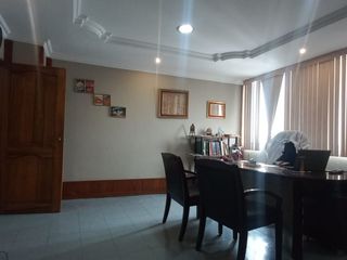 Foto 11 de Consultorio medioco en venta, sector centro de Guayaquil, cerca antigua Maternidad Sotomayor