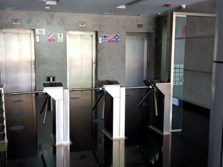 Foto 9 de Alquiler de moderna e impecable oficina con excelente vista en Miraflores