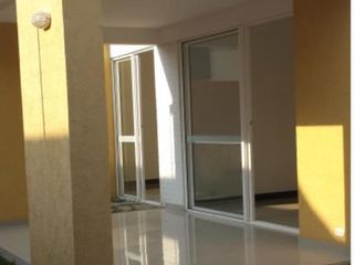 Foto 1 de SE VENDE CASA,EL CASTILLO,JAMUNDI,AL SUR DE CALI, UN PISO