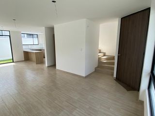 Foto 8 de CASA AMPLIA Y MODERNA EN POMASQUI