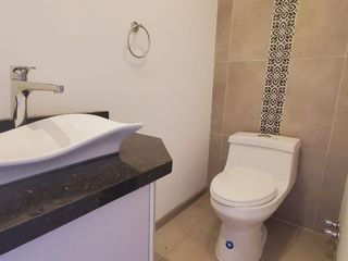 Foto 12 de CASA NUEVA EN VENTA – SECTOR CASHAPAMBA, VALLE DE LOS CHILLOS