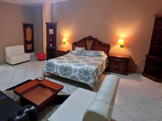 Foto 2 de SUITE AMOBLADA EN ALQUILER, BARRIO 25 DE DICIEMBRE, MACHALA