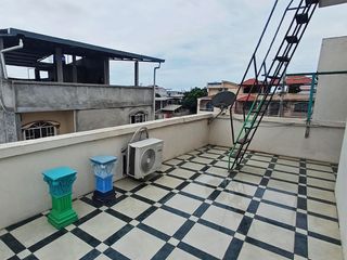 Foto 7 de SUITE AMOBLADA EN ALQUILER, BARRIO 25 DE DICIEMBRE, MACHALA