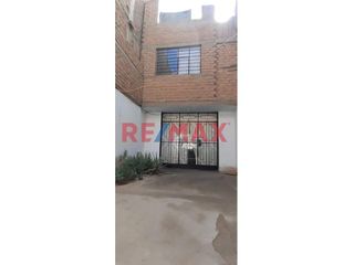 Foto 6 de Vendo Bonita Casa Frente A Parque Nuestra Sra De La Paz En Miraflores-2Pisos-150M2-$180.000