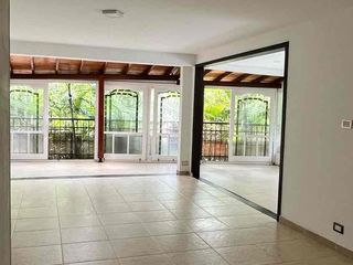 Foto 2 de vendo casa en ciudad jardin