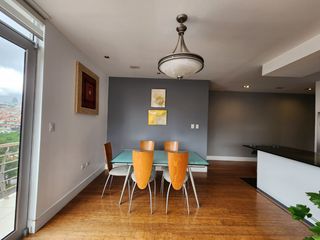Foto 5 de Departamento en venta de 3 dormitorios en Avenida Ordóñez Lasso en Cuenca,