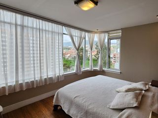 Foto 13 de Departamento en venta de 3 dormitorios en Avenida Ordóñez Lasso en Cuenca,