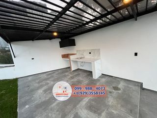 Foto 18 de AMPLIA CASA MODERNA DE VENTA, Sector Challuabamba C1487