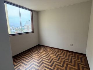 Foto 7 de Alquiler de Departamento en 3er Piso - La Molina