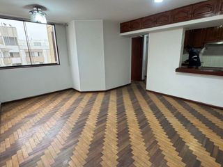 Foto 1 de Alquiler de Departamento en 3er Piso - La Molina