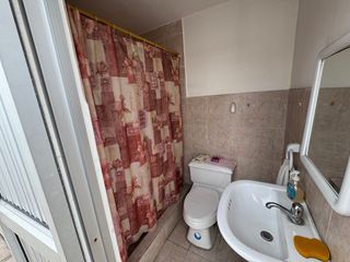 Foto 14 de En venta casa de 5 dormitorios en BARRIO CENTENARIO.