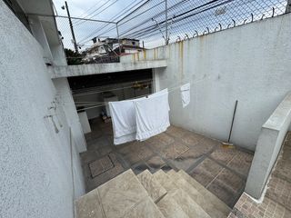 Foto 30 de En venta casa de 5 dormitorios en BARRIO CENTENARIO.