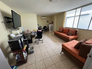 Foto 16 de En venta casa de 5 dormitorios en BARRIO CENTENARIO.