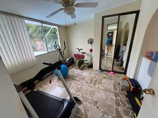 Foto 23 de En venta casa de 5 dormitorios en BARRIO CENTENARIO.