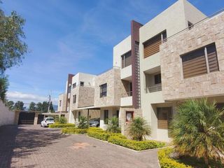 Foto 1 de CASA EN VENTA – MIRASIERRA, VALLE DE LOS CHILLOS