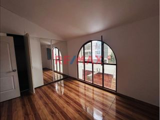 Foto 7 de Se Alquila Casa Para Empresas De 3 Pisos-Urb. Santa Edelmira -306.59M2 Cerca A Colegio San José Obrero