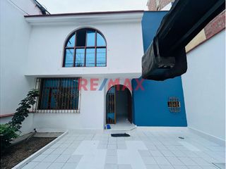 Foto 2 de Se Alquila Casa Para Empresas De 3 Pisos-Urb. Santa Edelmira -306.59M2 Cerca A Colegio San José Obrero