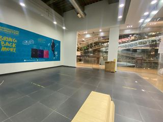 Foto 5 de LOCAL CENTRO COMERCIAL ESTACIÓN CALI