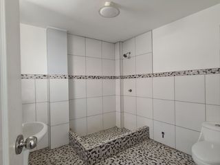 Foto 10 de 🏡 ¡Gran Oportunidad En Parcona! Casa De 3 Pisos Con Minidepartamento Independiente – Lista Para Vender