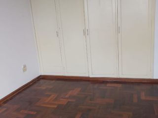 Foto 3 de VENDO  DEPARTAMENTO EN 2do PISO - URB SANTA PATRICIA EN EL DISTRITO DE LA MOLINA