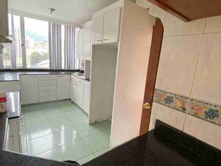 Foto 6 de En renta departamento de 3 dormitorios,sector 6 de Diciembre y Roca