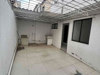 Foto 5 de casa en alquiler en conjunto villa sara 1