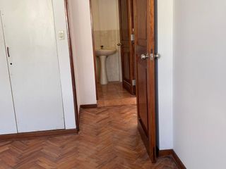 Foto 11 de San Miguel: se vende casa con cuatro dormitorios, un departamento y cuarto de servicio.