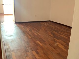 Foto 14 de San Miguel: se vende casa con cuatro dormitorios, un departamento y cuarto de servicio.