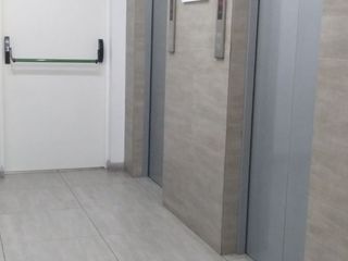 Foto 10 de RENTA OFICINA PISO 5, EDIFICIO ZIZA, SECTOR LA CAROLINA, INTERSECCION AVS. 6 DE DICIEMBRE Y ELOY ALFARO. QUITO