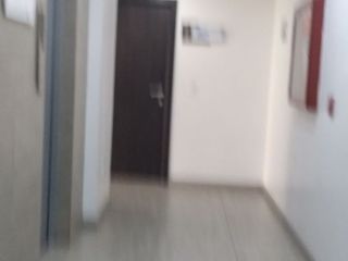 Foto 11 de RENTA OFICINA PISO 5, EDIFICIO ZIZA, SECTOR LA CAROLINA, INTERSECCION AVS. 6 DE DICIEMBRE Y ELOY ALFARO. QUITO
