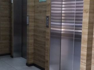 Foto 12 de RENTA OFICINA PISO 5, EDIFICIO ZIZA, SECTOR LA CAROLINA, INTERSECCION AVS. 6 DE DICIEMBRE Y ELOY ALFARO. QUITO