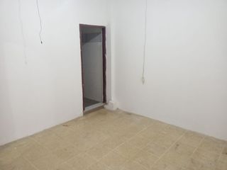 Foto 6 de Casa de alquiler en Guayacanes, 3 dormitorios, parqueo cerrado.